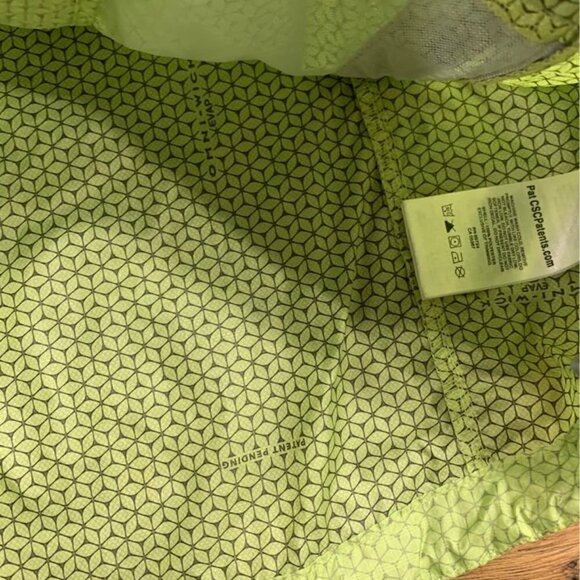 columbia omni wick evap wicking accelerated shell. Size XS. Neon green/yellow. - Picture 6 of 9